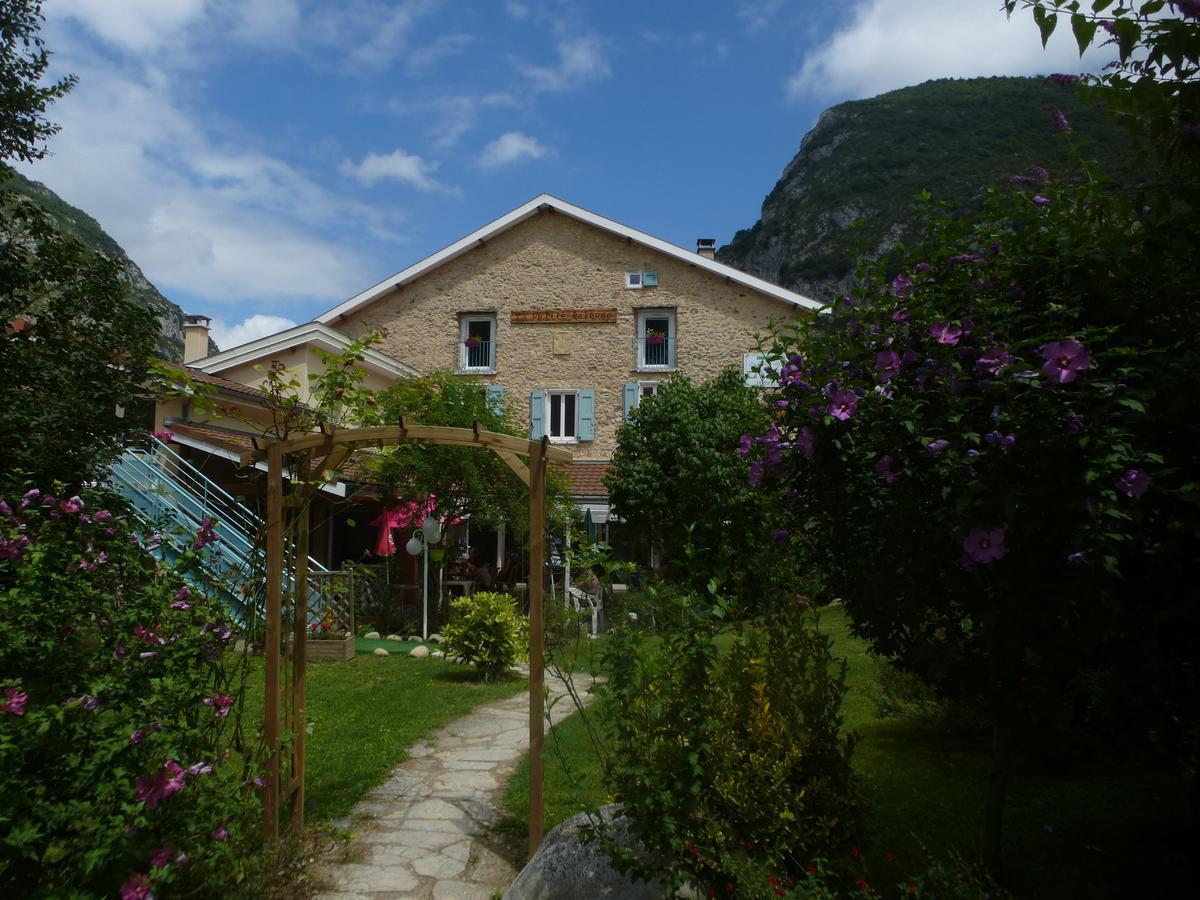La Petite Auberge De Niaux Ngoại thất bức ảnh